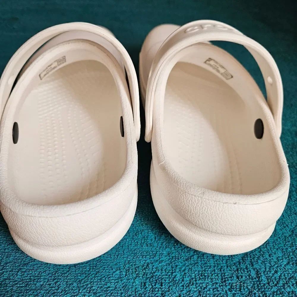 Crocs Mercy Clogs - Picture 4 of 8